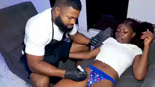 Black girl gets hot with tattoo artist and gets him to fuck her