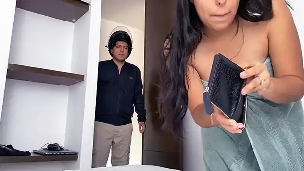 Tetona pagando servicio con sexo xxx