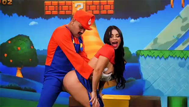 Video porno de Mario Bros follando con su mujer Prt 1